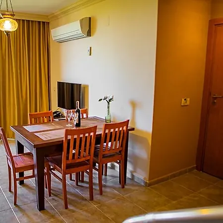 Dores Apartahotel Marmaris