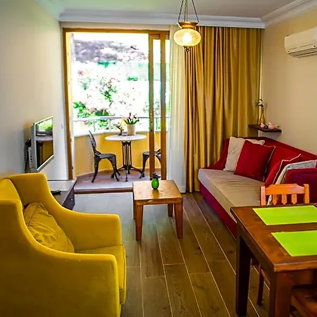 Dores Apartahotel Marmaris